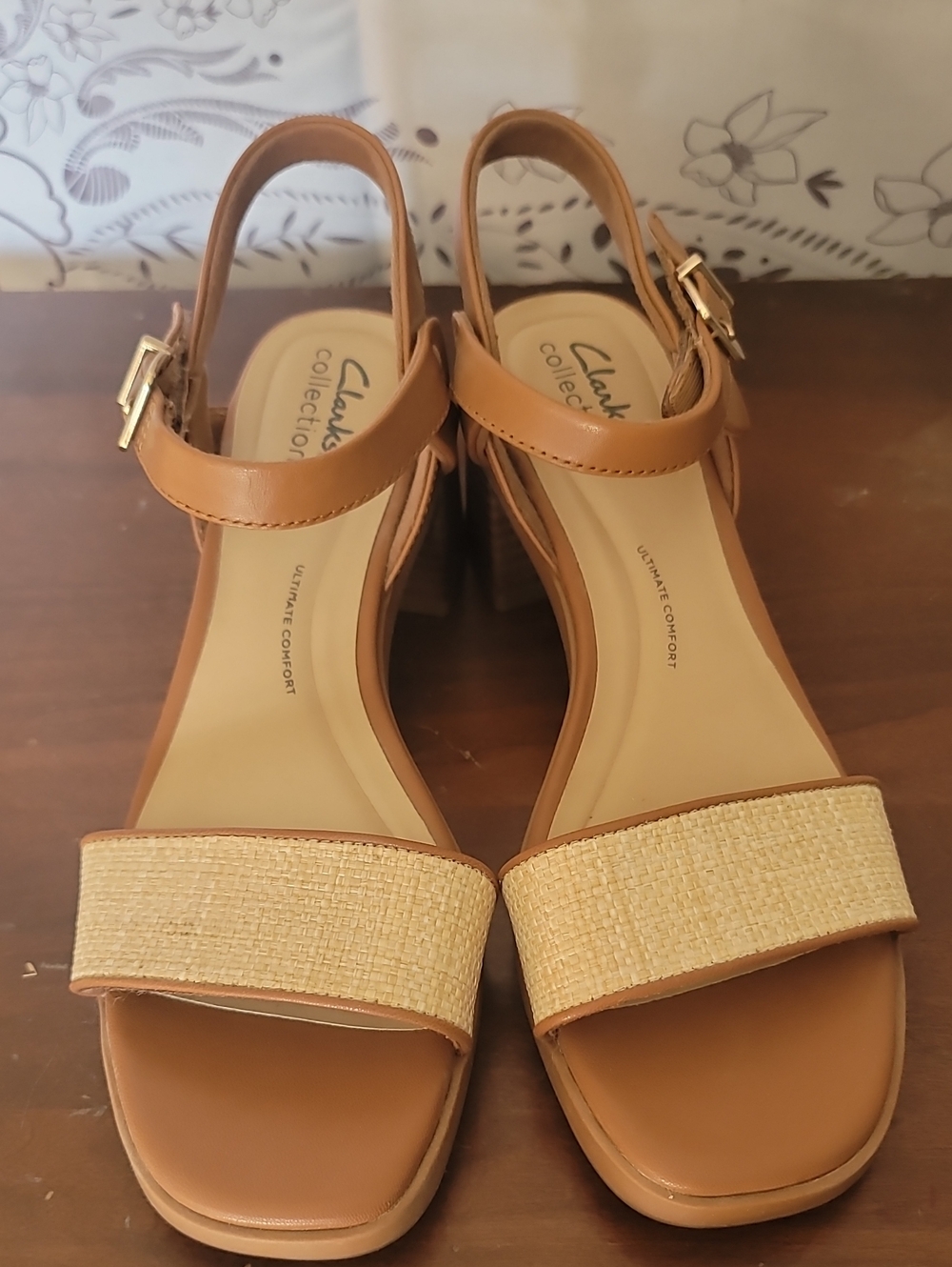New Clarks Tan Woven Front-Strap Block Heel Sandals 9.5M
